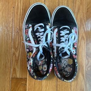 Used Floral Black Vans